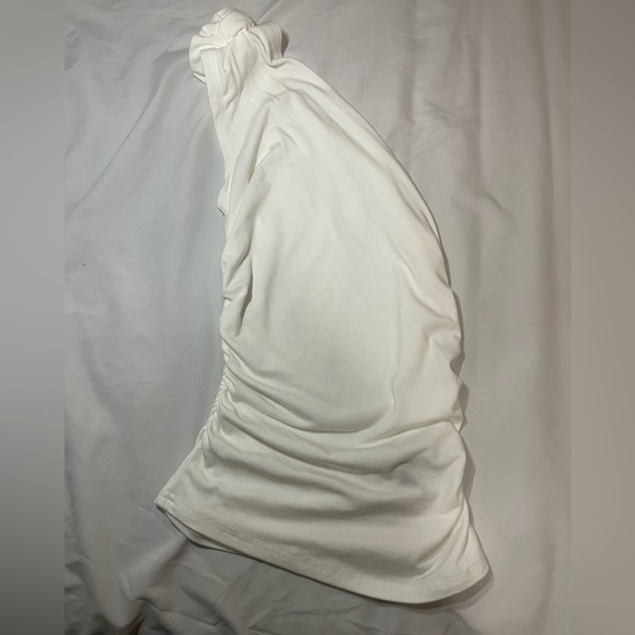 Asymmetrical, rosette ruched top - Picture 4 of 4